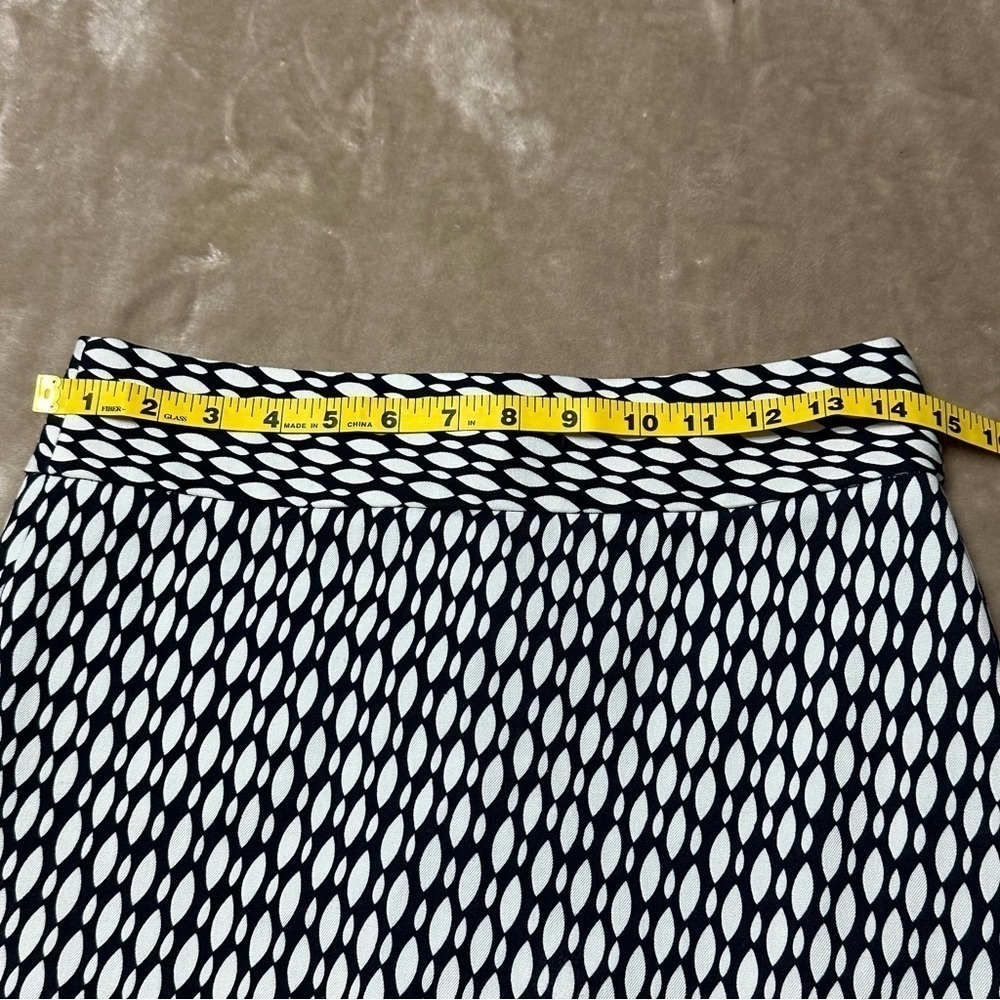Banana Republic Sloan Pencil Skirt Blue White Geometric Career Business Size 2 - Picture 6 of 10